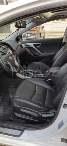 Hyundai Avante 2015, 98,000 km - 1.6 l - Naxçıvan