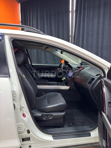 Mazda CX-9-18