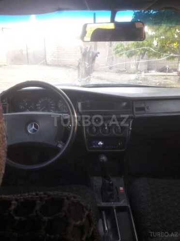 Mercedes 190 1991, 245,000 km - 2.0 l - Şirvan