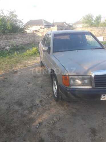 Mercedes 190 1991, 245,000 km - 2.0 l - Şirvan