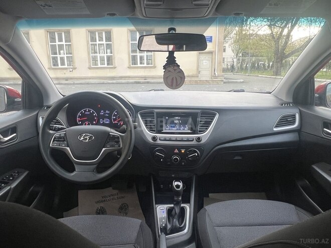Hyundai Accent 2019, 131,000 km - 1.6 l - Bakı