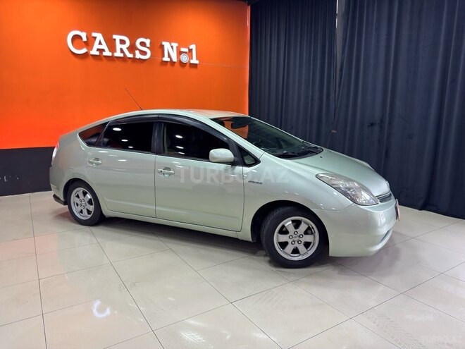 Toyota Prius-3