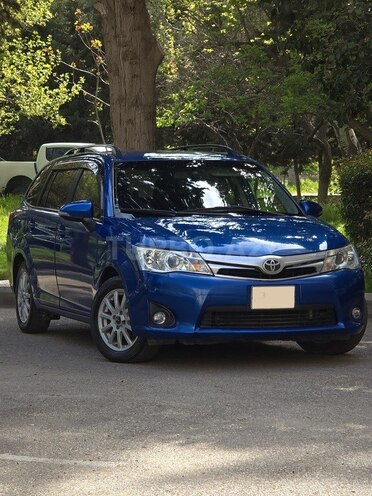 Toyota Corolla Fielder 2014, 181,000 km - 1.5 л - Bakı