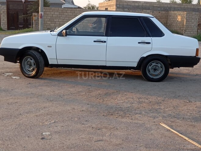 LADA (VAZ) 21099 1998, 250,000 km - 1.6 l - Saatlı