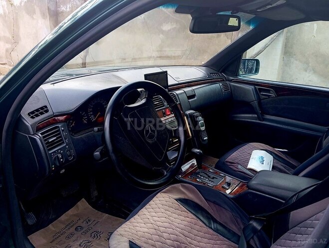 Mercedes E 300 d 1997, 450,000 km - 3.0 l - Sumqayıt