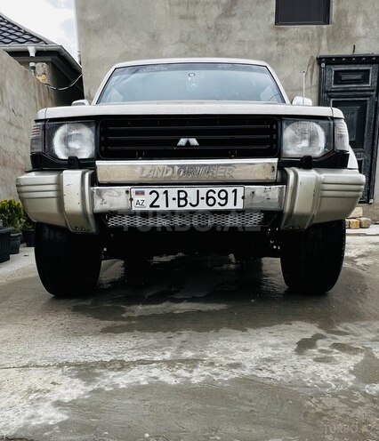 Mitsubishi Pajero 1992, 243,000 km - 2.5 л - Bakı