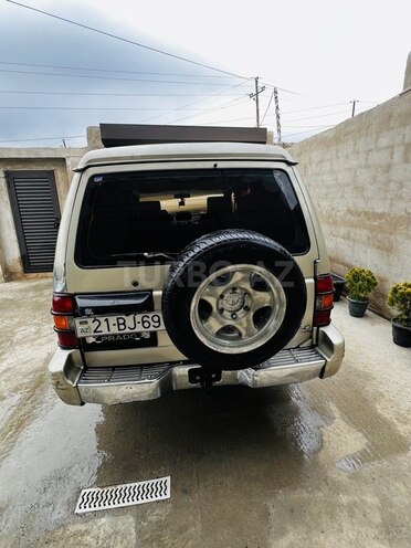 Mitsubishi Pajero 1992, 243,000 km - 2.5 л - Bakı