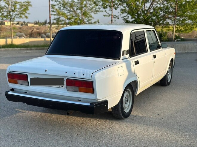 LADA (VAZ) 2107 2007, 80,000 km - 1.6 л - Salyan