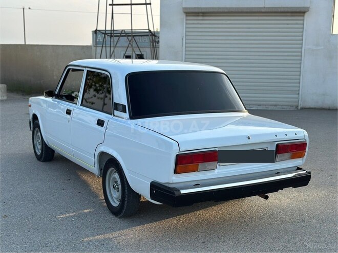 LADA (VAZ) 2107 2007, 80,000 km - 1.6 л - Salyan