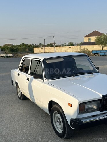 LADA (VAZ) 2107 2007, 80,000 km - 1.6 л - Salyan