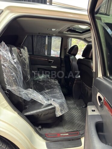 Hyundai Santa Fe-14