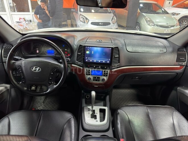 Hyundai Santa Fe-17