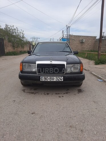 Mercedes E 200 1990, 190,000 km - 2.0 l - Bakı
