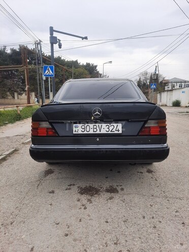 Mercedes E 200 1990, 190,000 km - 2.0 l - Bakı