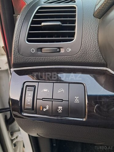 Kia Sorento 2012, 228,765 km - 2.0 l - Şəki