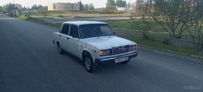 LADA (VAZ) 2107 2004, 85,896 km - 1.6 l - Salyan