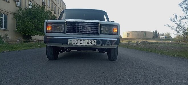 LADA (VAZ) 2107 2004, 85,896 km - 1.6 l - Salyan