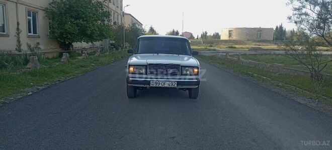 LADA (VAZ) 2107 2004, 85,896 km - 1.6 l - Salyan