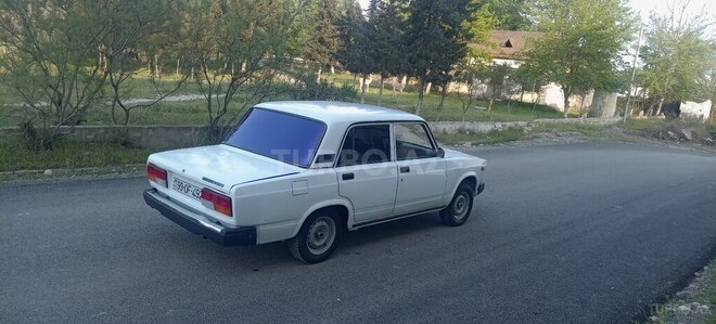 LADA (VAZ) 2107 2004, 85,896 km - 1.6 l - Salyan