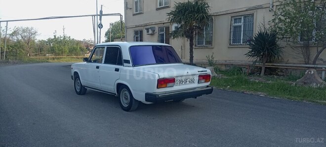 LADA (VAZ) 2107 2004, 85,896 km - 1.6 l - Salyan