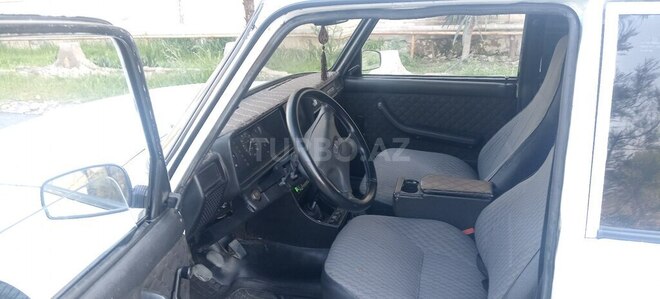 LADA (VAZ) 2107 2004, 85,896 km - 1.6 l - Salyan