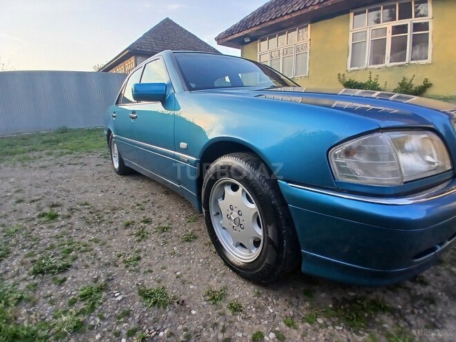 Mercedes C 180-6