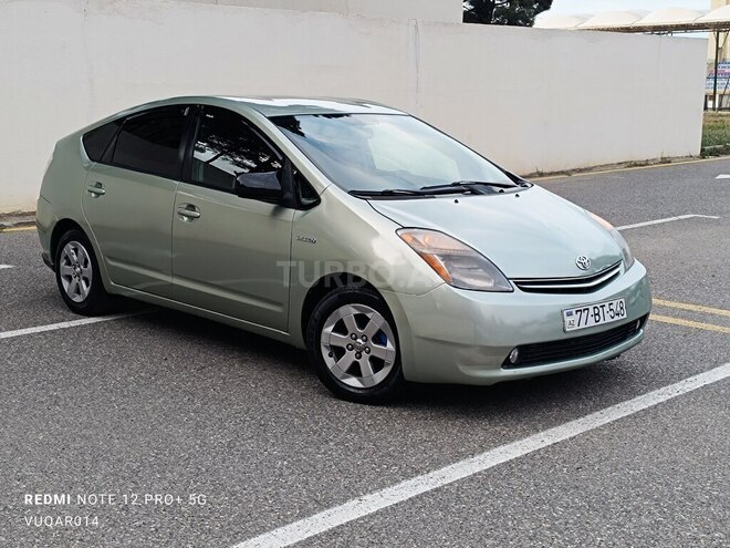 Toyota Prius-3