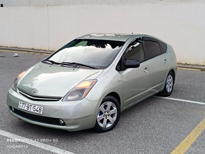 Toyota Prius-11