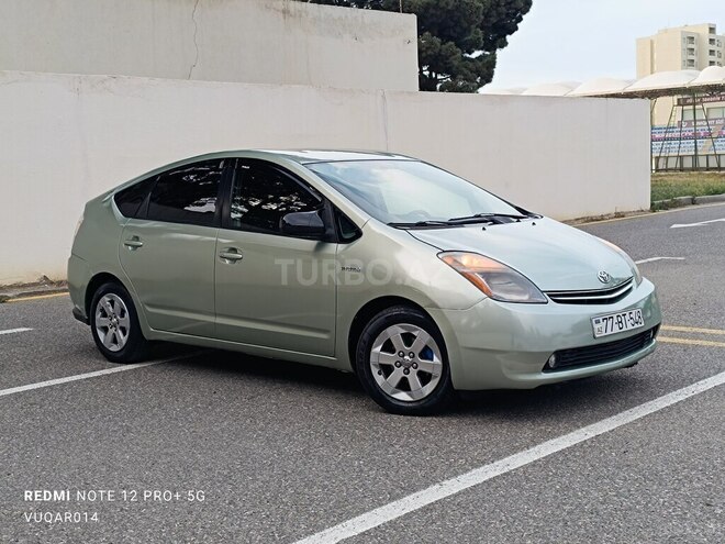 Toyota Prius-10