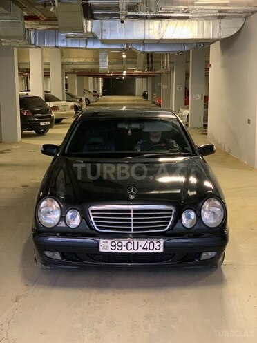 Mercedes E 220 d 2000, 700,000 km - 2.2 л - 