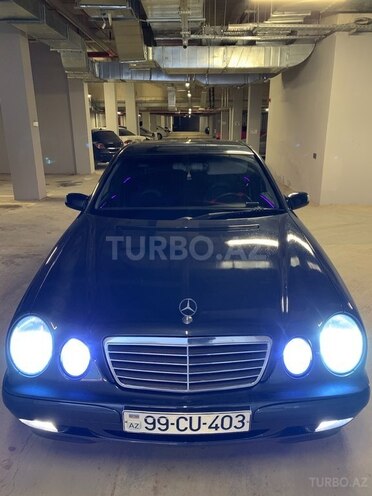 Mercedes E 220 d 2000, 700,000 km - 2.2 л - 