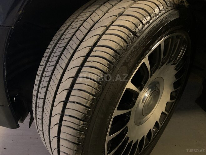 Mercedes E 220 d 2000, 700,000 km - 2.2 л - 