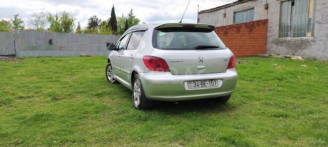 Peugeot 307 2005, 175,000 km - 2.0 l - Qax