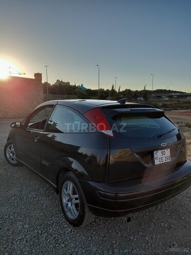 Ford Focus 2000, 245,000 km - 2.0 l - Bakı