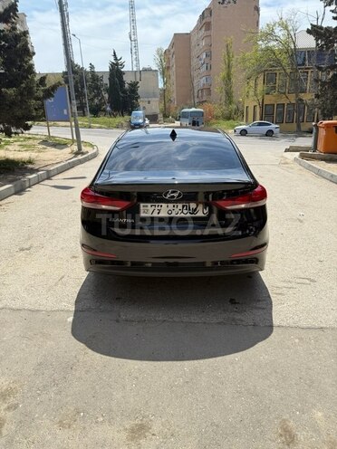 Hyundai Elantra 2018, 82,750 km - 2.0 л - Bakı