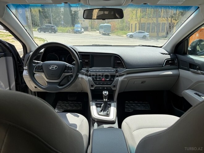 Hyundai Elantra 2018, 82,750 km - 2.0 л - Bakı