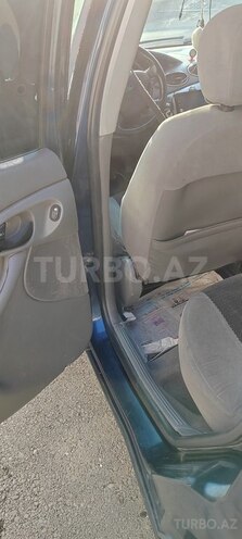 Ford Focus 2002, 200,000 km - 2.0 l - Tovuz