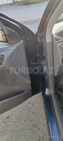 Ford Focus 2002, 200,000 km - 2.0 l - Tovuz