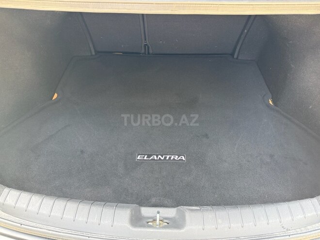 Hyundai Elantra 2018, 82,750 km - 2.0 л - Bakı