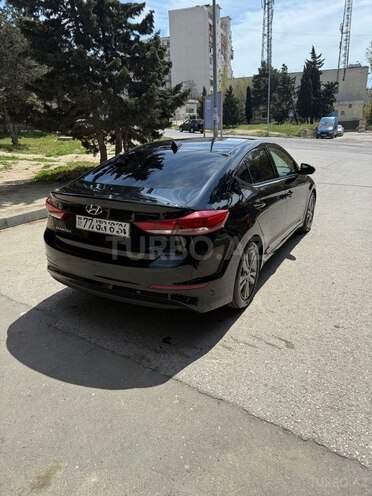 Hyundai Elantra 2018, 82,750 km - 2.0 л - Bakı
