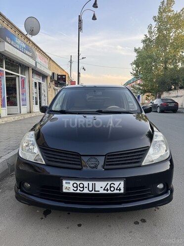 Nissan Tiida 2006, 332,528 km - 1.8 л - Yevlax