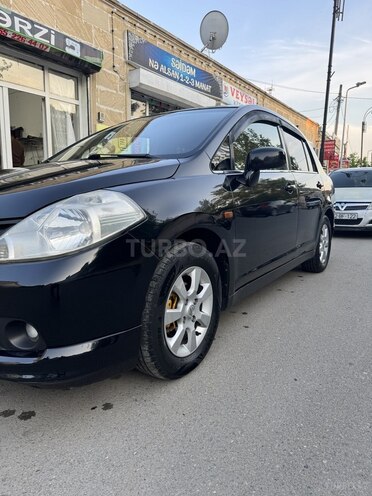 Nissan Tiida 2006, 332,528 km - 1.8 л - Yevlax