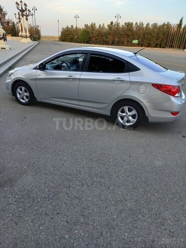 Hyundai Accent 2013, 183,000 km - 1.4 l - Gəncə