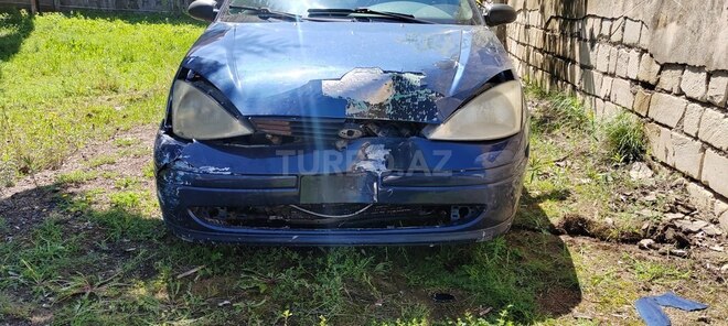 Ford Focus 2002, 200,000 km - 2.0 l - Tovuz