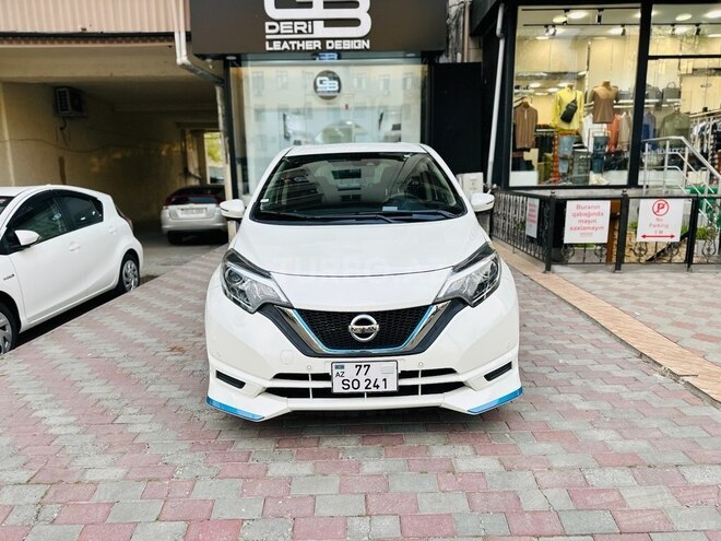 Nissan Note-1