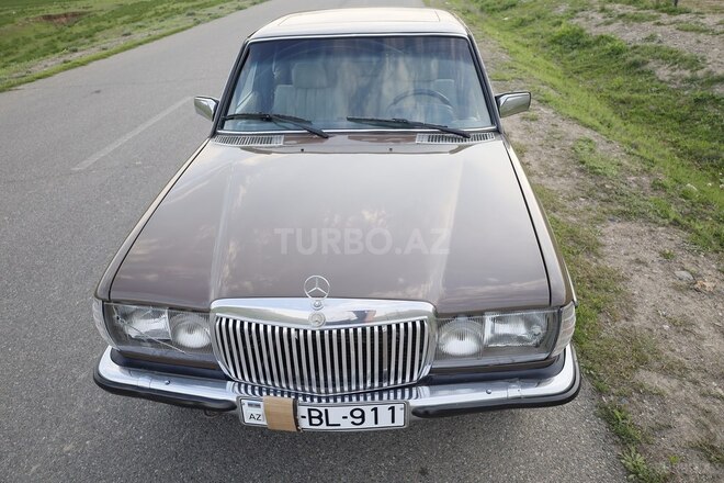 Mercedes  1984, 390,000 km - 2.0 l - Bakı