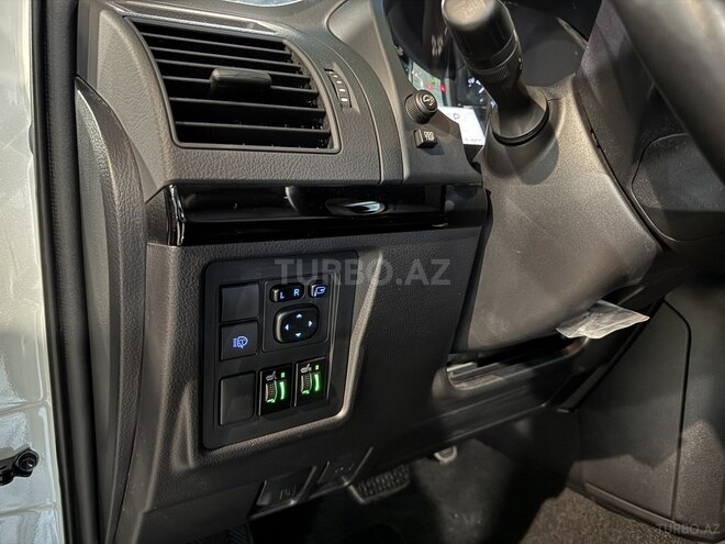Toyota Land Cruiser Prado 2022, 7,100 km - 2.7 л - Bakı