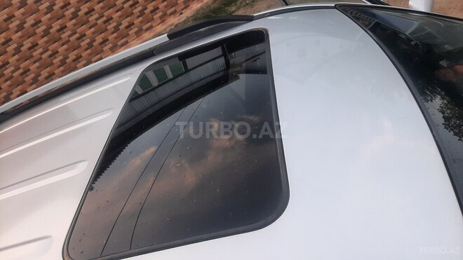 Kia Sportage 2009, 236,000 km - 2.0 l - Bakı