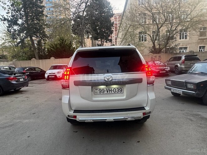 Toyota Land Cruiser Prado 2011, 231,258 km - 2.7 l - Bakı