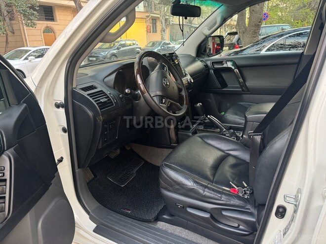 Toyota Land Cruiser Prado 2011, 231,258 km - 2.7 l - Bakı